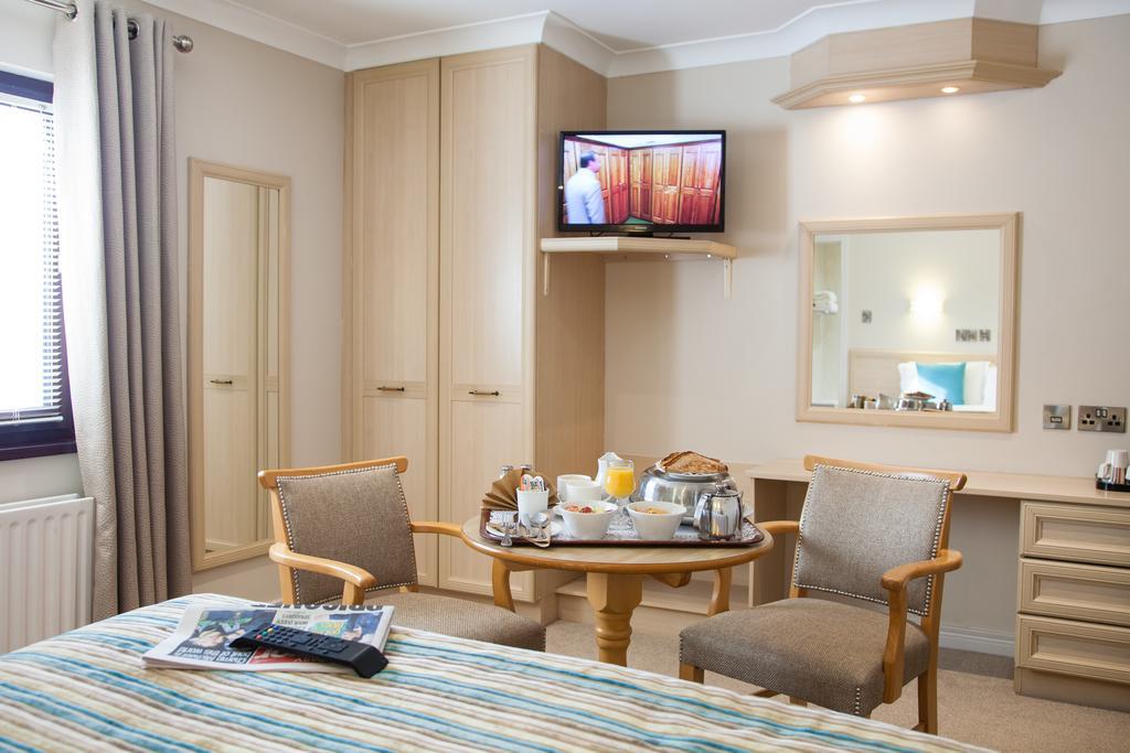 The Lodge Hotel Coleraine Ngoại thất bức ảnh