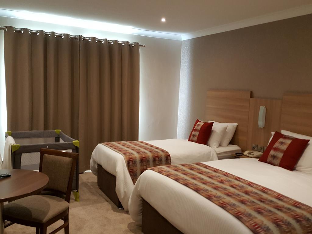 The Lodge Hotel Coleraine Ngoại thất bức ảnh