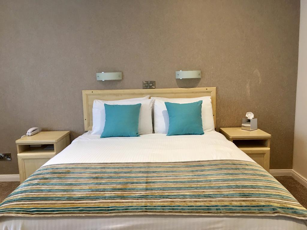The Lodge Hotel Coleraine Ngoại thất bức ảnh